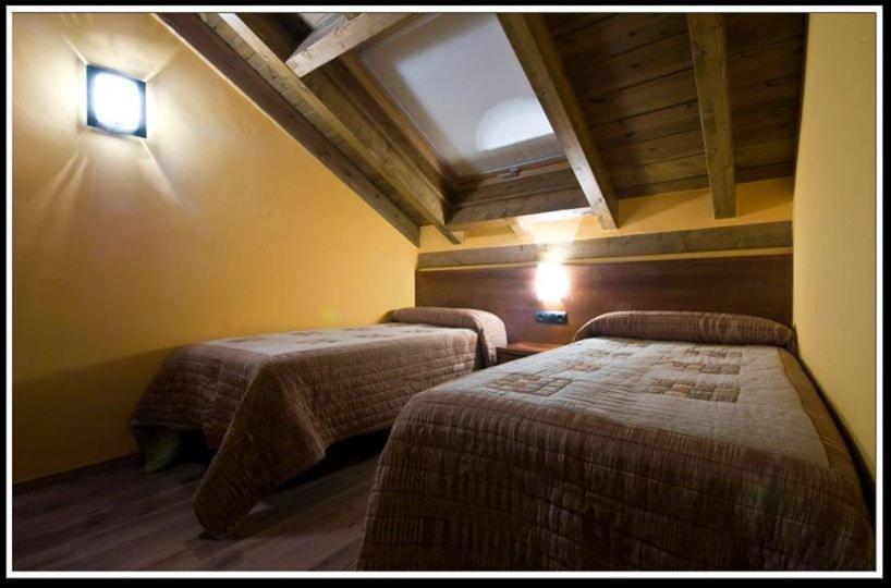 Hotel Roca Alp Esterno foto