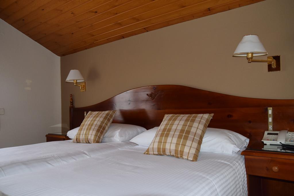 Hotel Roca Alp Esterno foto