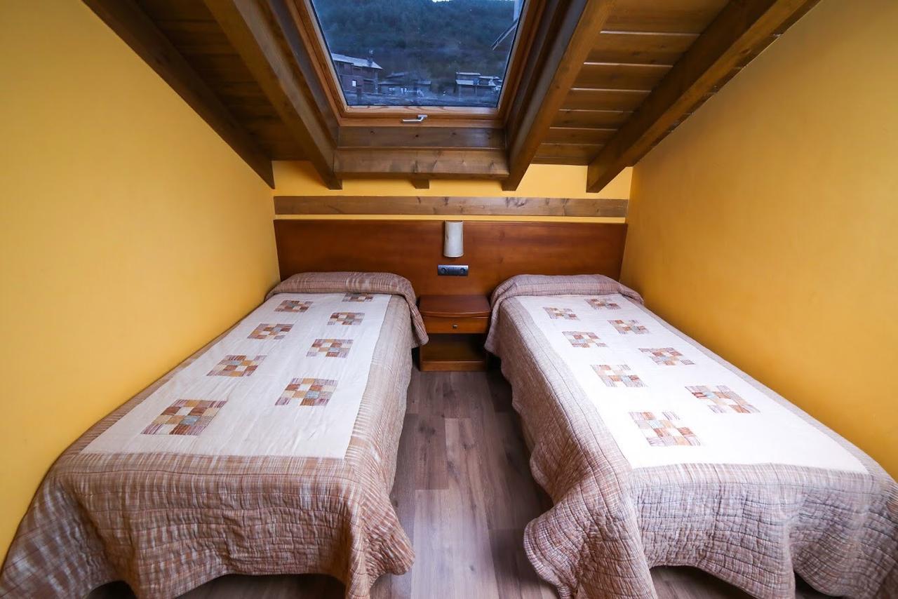 Hotel Roca Alp Esterno foto